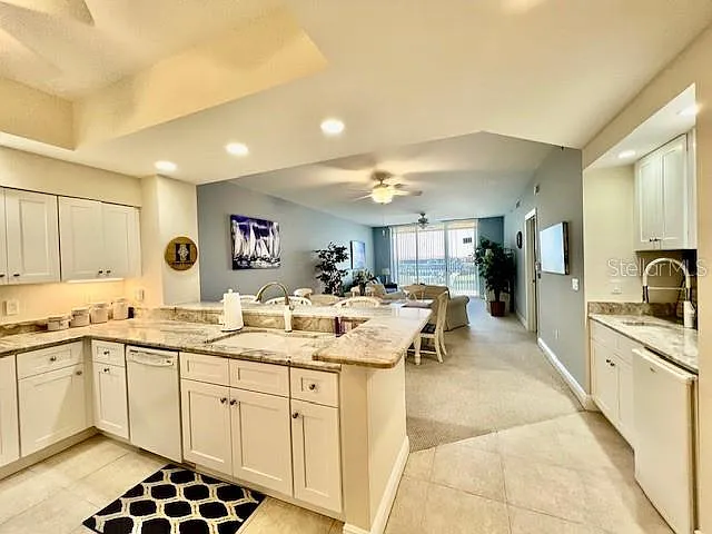 3313 Sunset Key Cir #203 — Photo 12