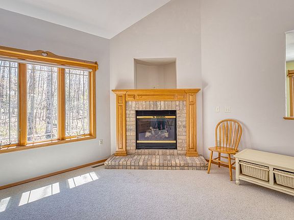 2nd image of 10866 Birchwood Dr