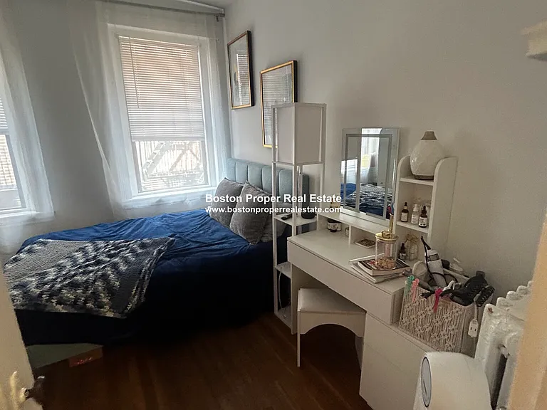 9 Myrtle St #4 — Photo 5