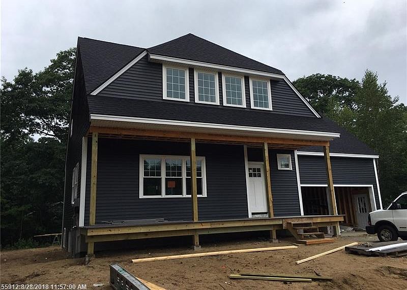 2nd image of 5 Chestnut Ln