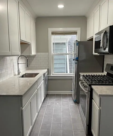 209 Richmond Ave #3 — Photo 2