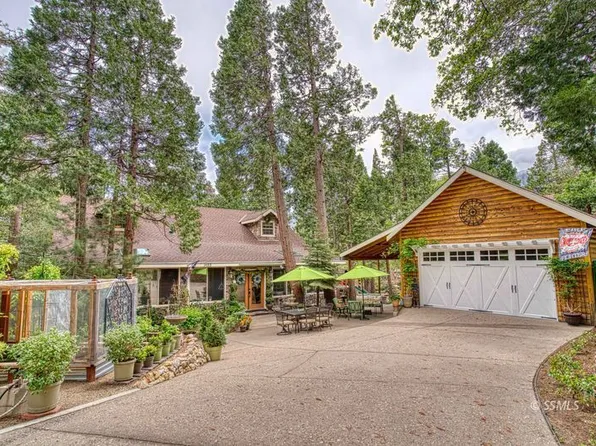 1455 Pinecone Ct, Wofford Heights, CA 93285