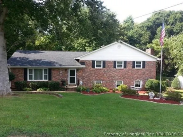 3026 Club Dr, Gastonia, NC 28054