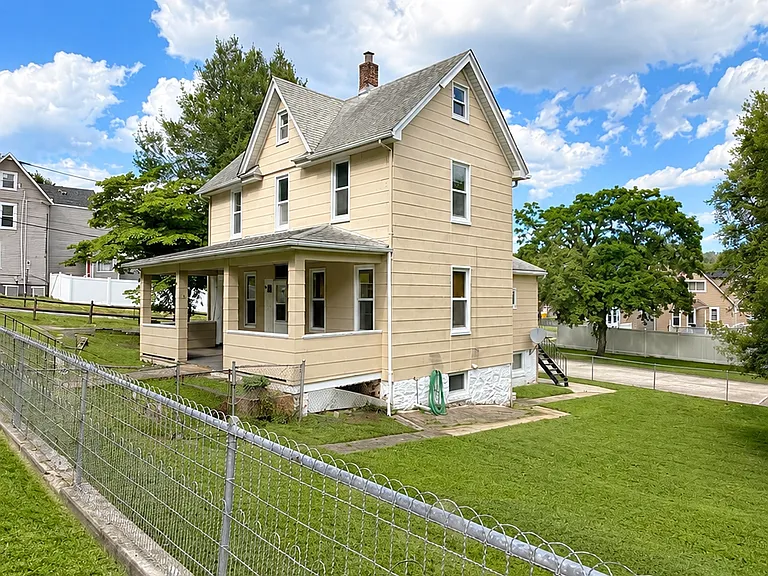 6125 Everall Ave — Photo 11