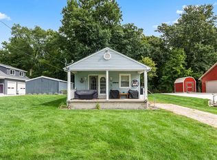 920 Lane 180 Turkey Lk, Hudson, IN 46747