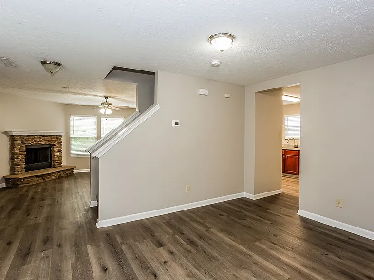 4226 Kellybrook Dr — Photo 7