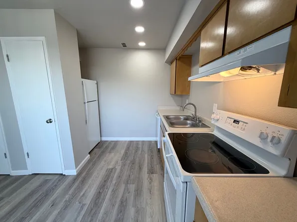 Cedar Apartments