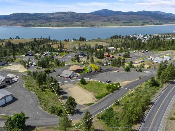39677 Vantage Point N, Seven Bays, WA 99122