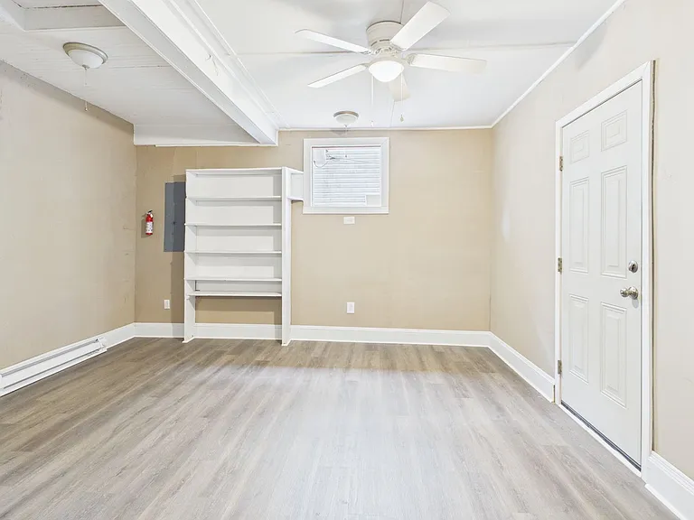 2412 Concord Ave — Photo 17