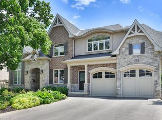 888 Park Ave W, Burlington, ON L7T 1N6
