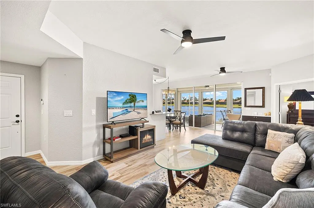 2 bed, 2.0 bath, 1523 sqft, $6,000 — Photo 3