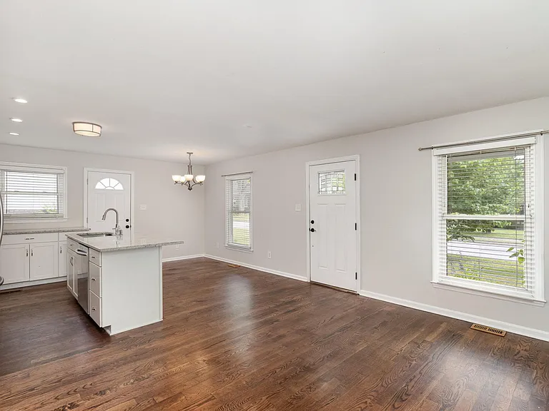 823 Cotton Pl — Photo 7