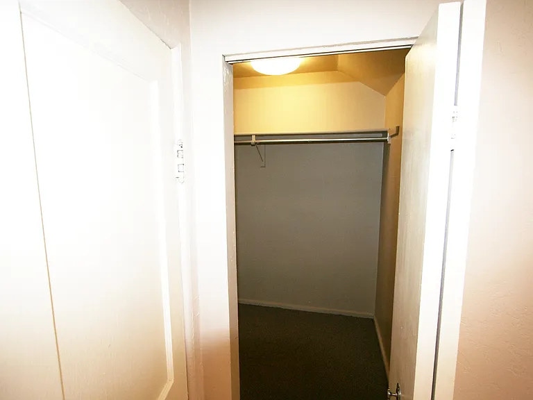 1314 Elizabeth St #7 — Photo 8
