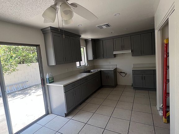 4th image of 32375 Pueblo Trl