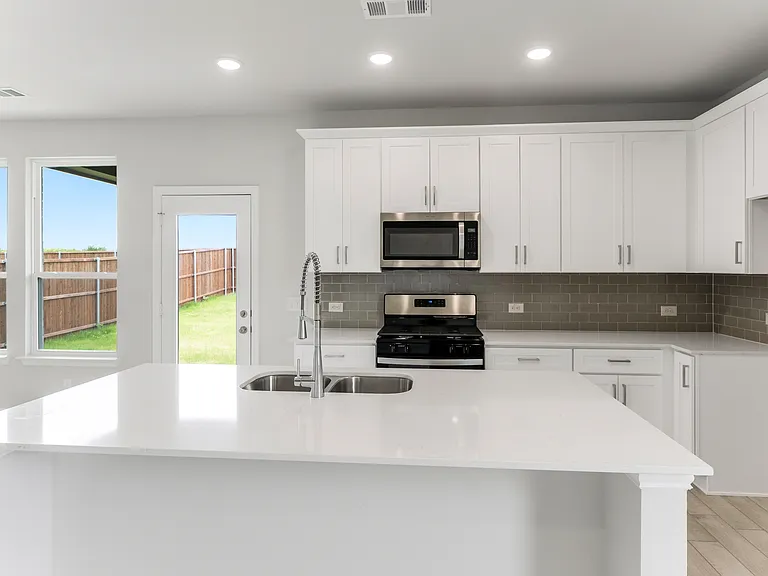 427 Magellan Rd — Photo 12