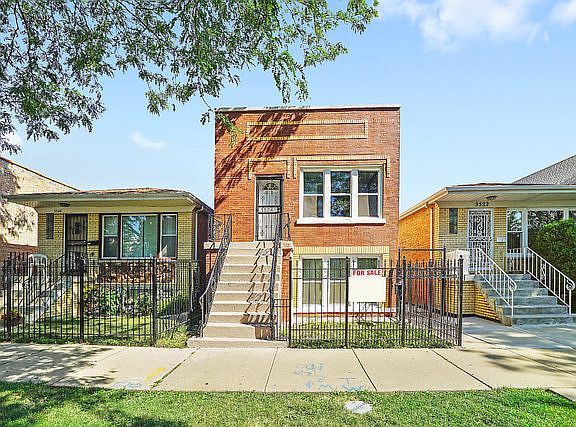 2nd image of 5524 W Drummond Pl