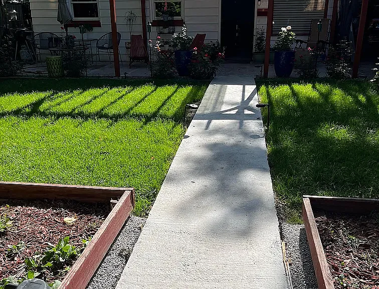 1550 N Willow St — Photo 9