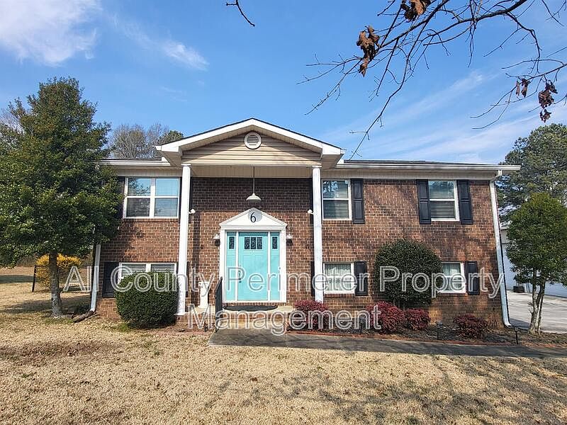 1st image of 6 Skyland Dr NW