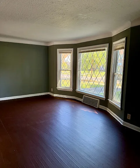 882 Keystone Dr — Photo 5
