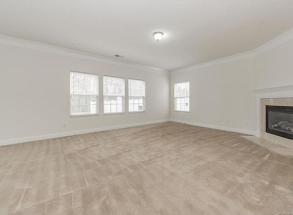 5th image of 4222 Everest Dr