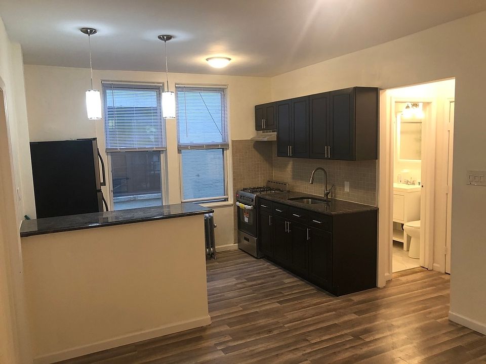 1st image of 30-32 33rd St #3
