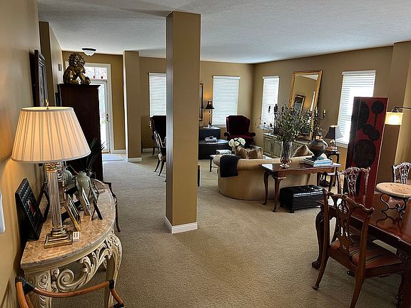 2nd image of 3817 Bentworth Ln