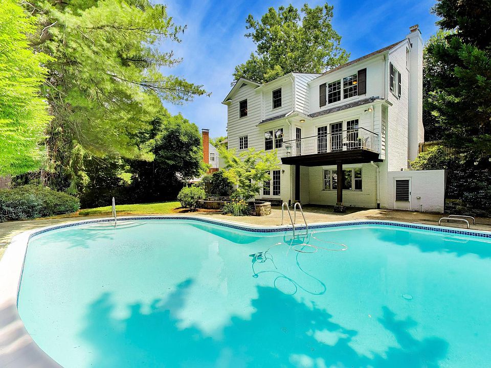 1st image of 4238 50th St NW