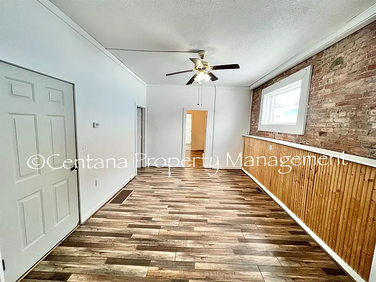 675 S Main St #B — Photo 2