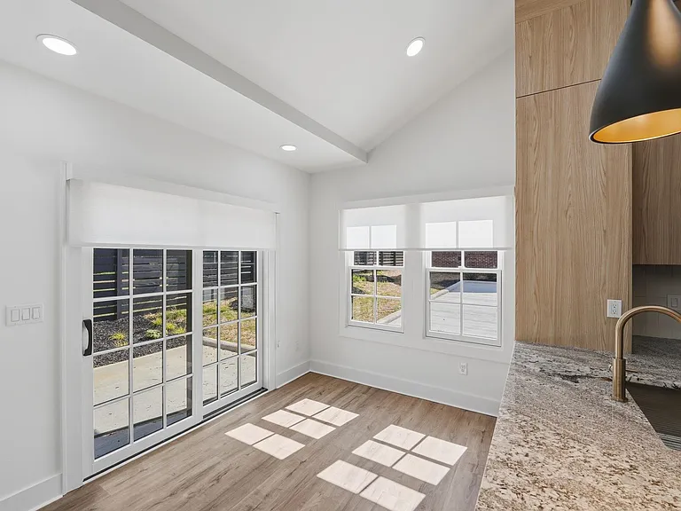1840 Merriman Ave — Photo 30