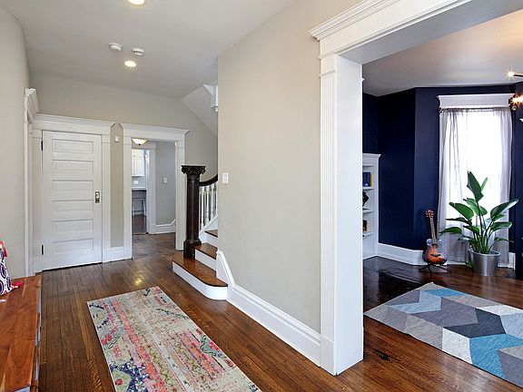 2nd image of 5245 Washington Pl