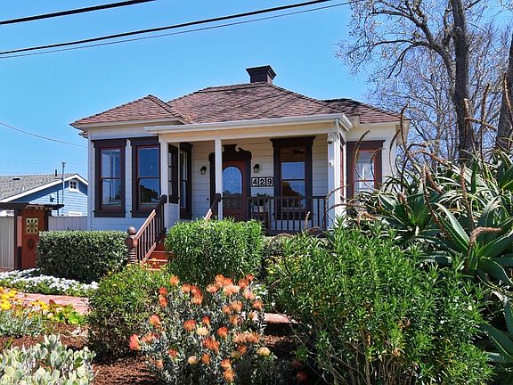 4th image of 429 Casanova Ave