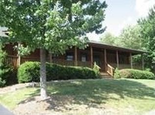 172 Rich Cove Rd, Maggie Valley, NC 28751