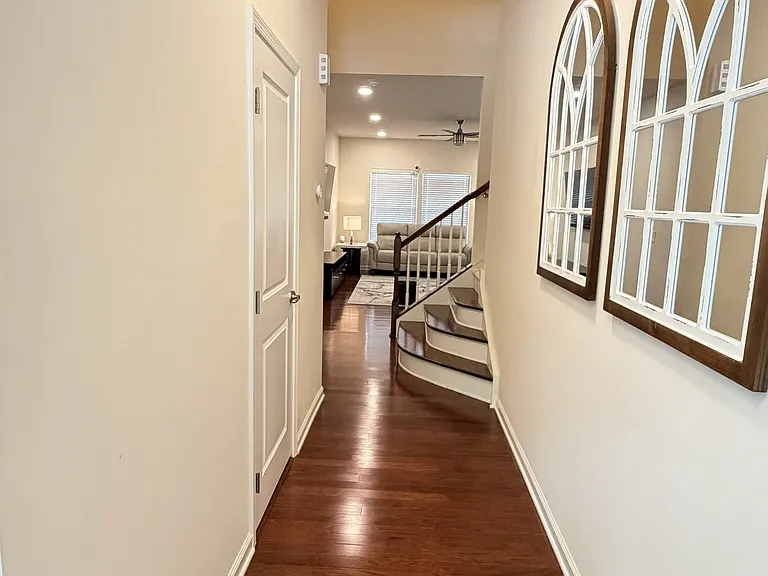 11611 Elizabeth Madison Ct — Photo 3