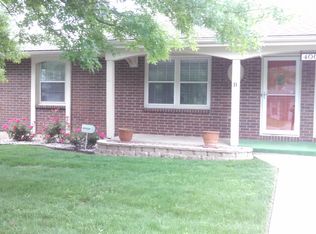 400 SE Melody Ln #B, Lees Summit, MO 64063