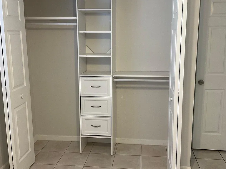Middle bedroom closet/3rd