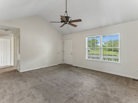 5th image of 120 Pebble Brook Dr