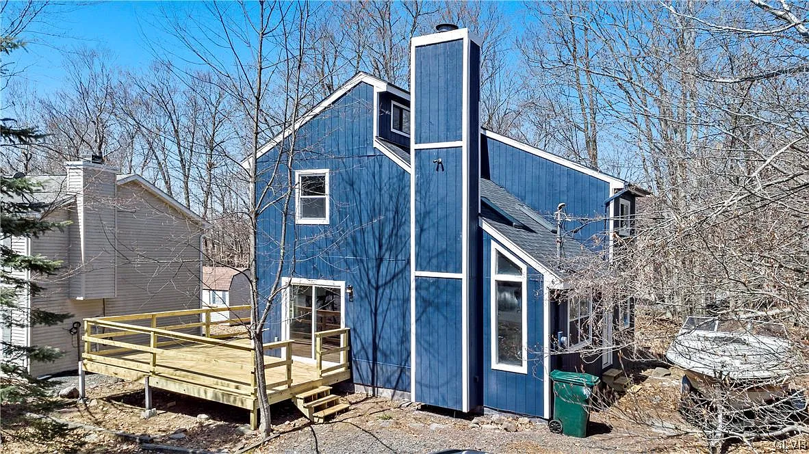 6028 Boardwalk Dr photo 1