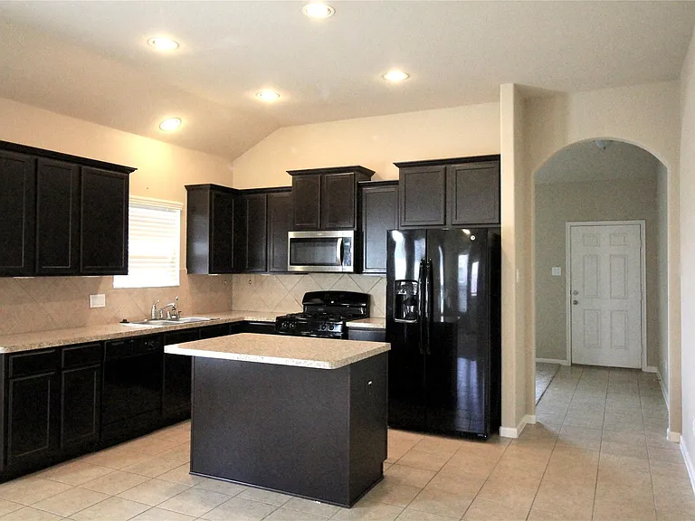25311 Saddlebrook Ranch Dr — Photo 9