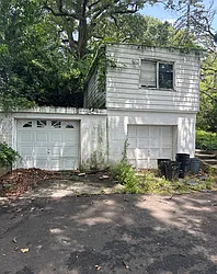 83 Mountainside Road 