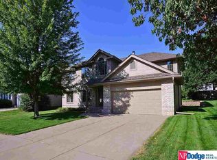 2416 Nelsons Creek Dr, Omaha, NE 68116