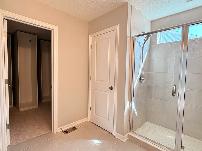 8833 Ingraham Ln — Photo 23