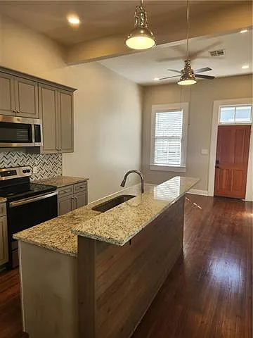 2127 Franklin Ct — Photo 5