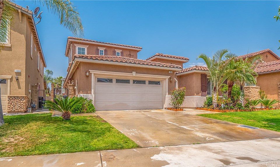 1st image of 10994 Persimmon Ln