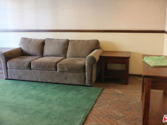 3rd image of 1210 S Shenandoah St APT 105