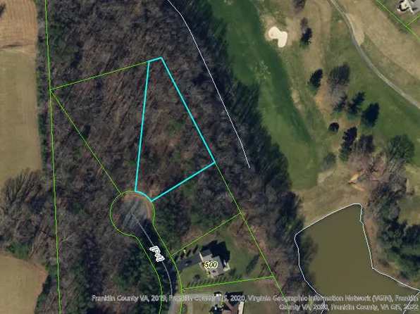 68 Peaks View Dr, Moneta, VA 24121