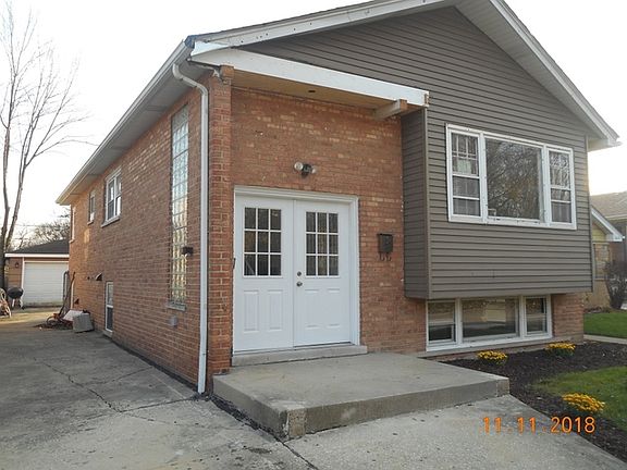 3rd image of 8617 Patricia Dr