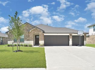 225 Big Spring Dr, Anahuac, TX 77514