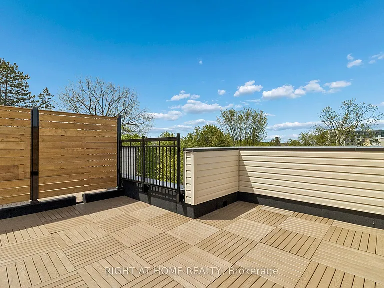 15100 Yonge St #206 — Photo 44