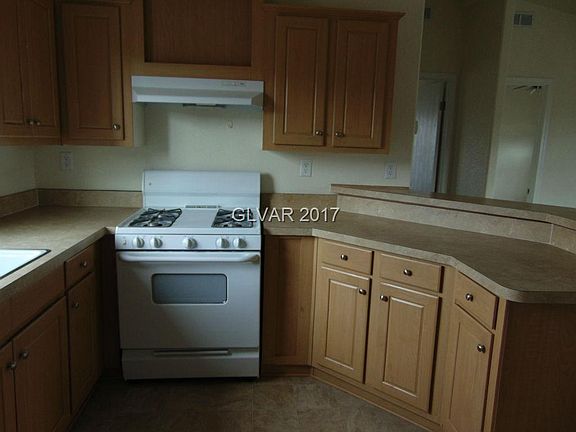 3rd image of 273 Park Blvd