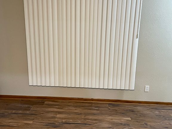 5th image of 1358 Josephine St